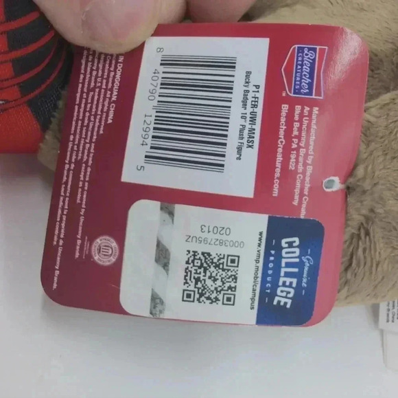 Wisconsin Badgers Bucky Badger 10" Mascot Plush Figure  NWT. Bleacher Creature - Picture 4 of 5